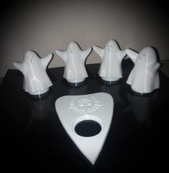 Planchette with 4 light up ghost. 